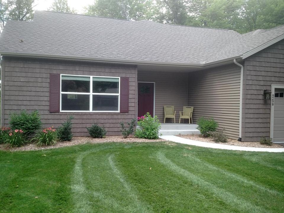1st image of 9298 Hallock Cir #21