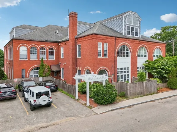 88 Franklin St Unit 101, Lynn, MA 01902