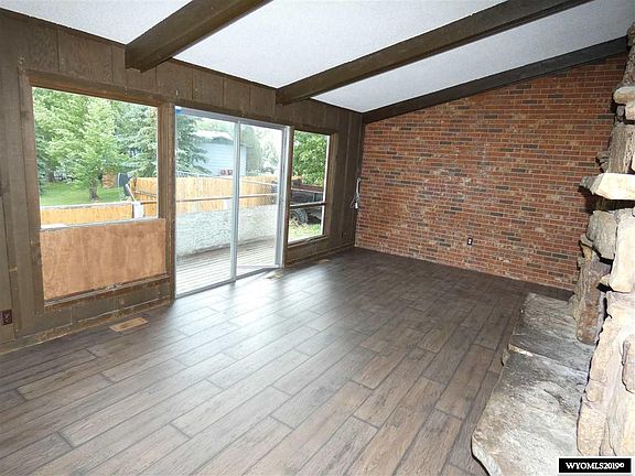 3rd image of 700 W Gatchell St