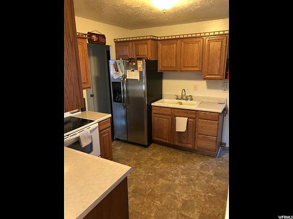 2nd image of 3389 S Helen Dr