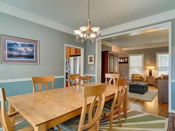 5th image of 504 Cabot Pl