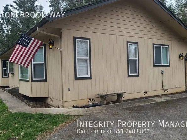 270 Stonebrook Way, Merlin, OR 97532