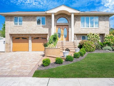 3075 Hewlett Avenue, Merrick, NY, 11566