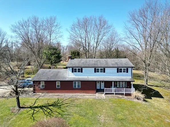 21 Plum Crest Dr, Pittsburgh, PA 15239