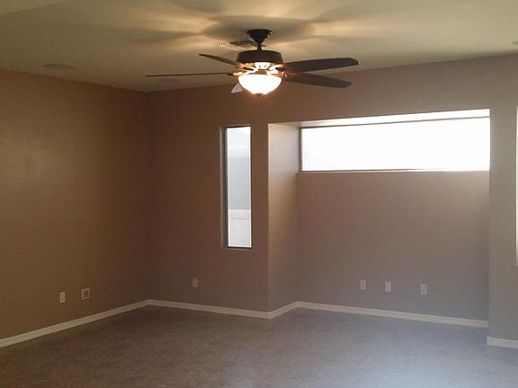 2nd image of 17571 W Crocus Dr