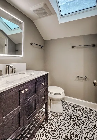 1934 Long Hill Rd #3 — Photo 13