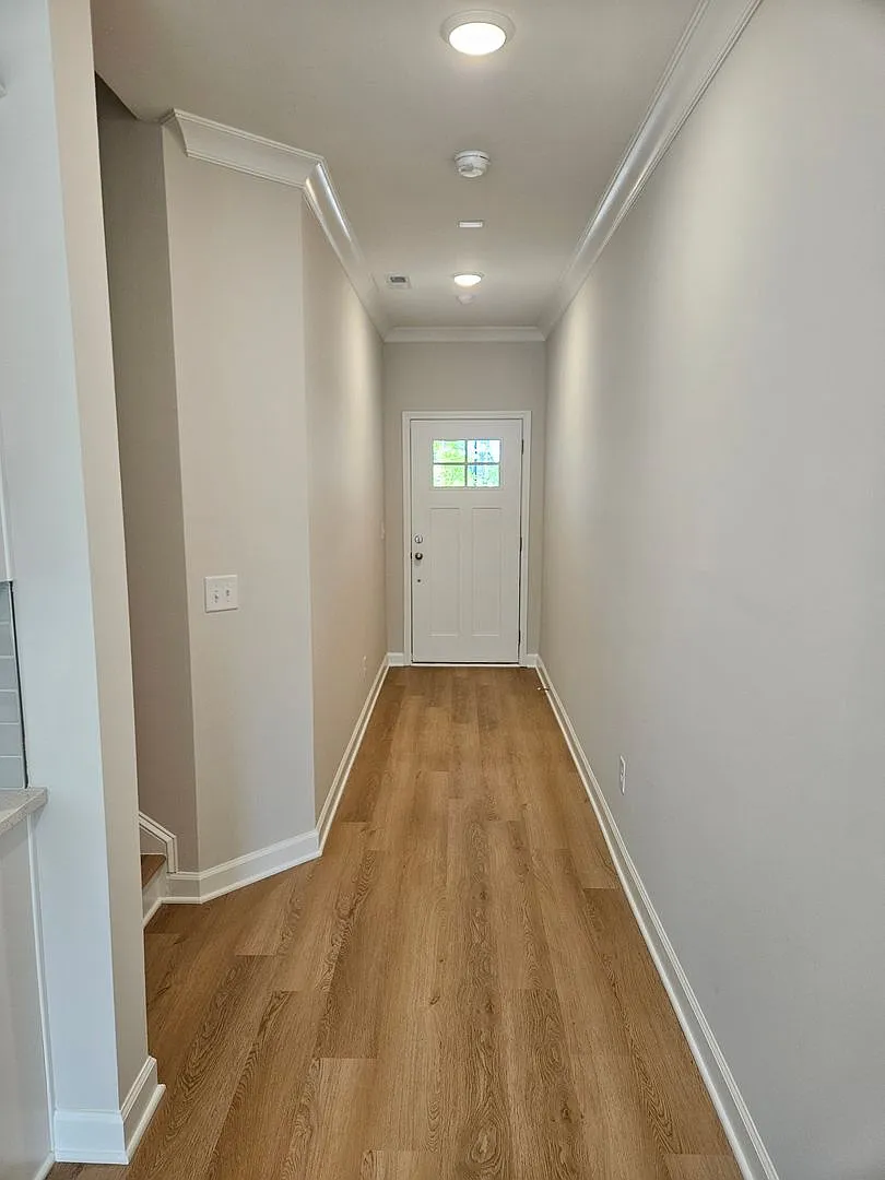 Don't miss out on this brand new 3 bed 2.5 bath Townhome located in Acworth — Photo 2