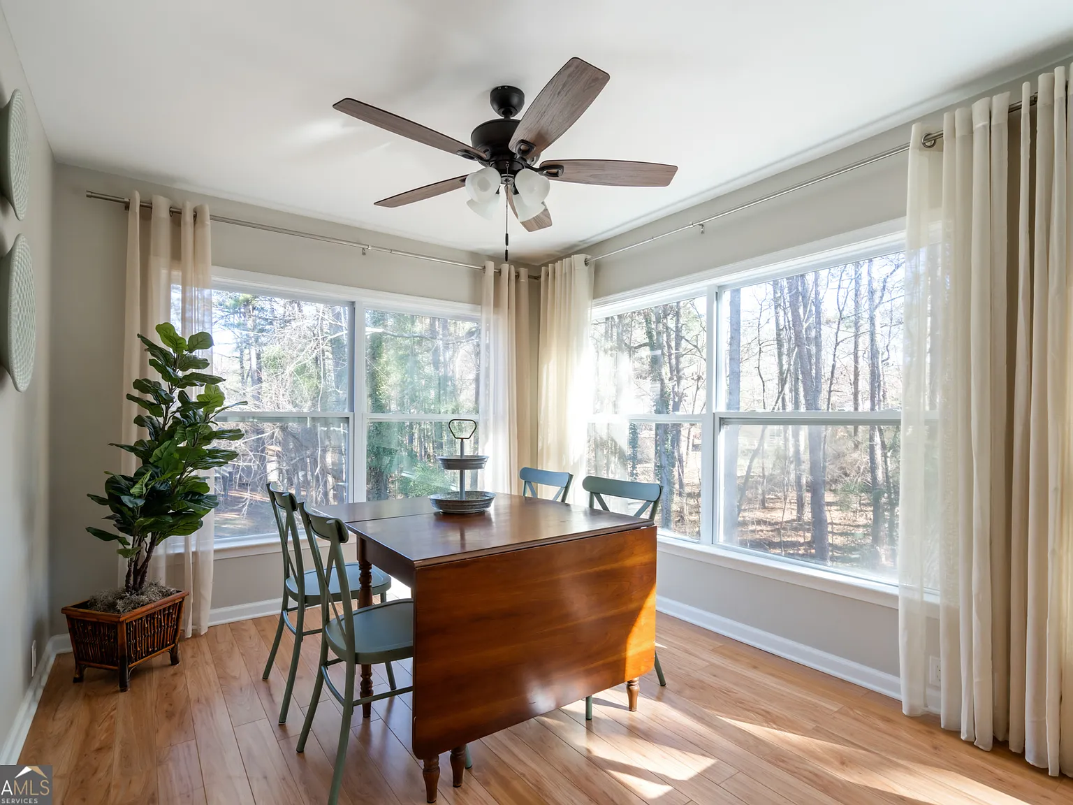 3 bed, 2.0 bath, $4,797 — Photo 3