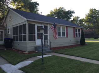 1143 SW Mission Ave, Topeka, KS 66604