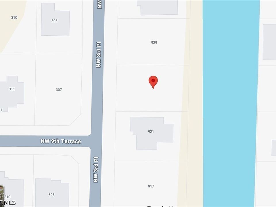 2nd image of 925 NW 3rd Pl