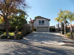 2076 Applegate Dr, Corona, CA 92882