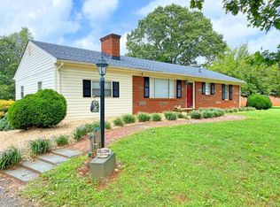 270 Camden Dr, Madison Heights, VA 24572