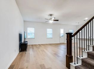 1935 Bethlehem St, Irving, TX 75061