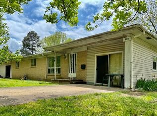 800 Circle Dr, Walnut Ridge, AR 72476