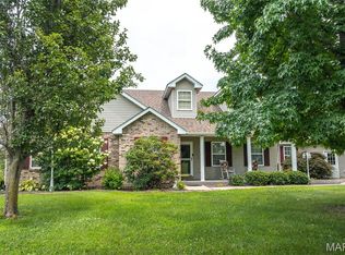 222 Valley View Dr, Cuba, MO 65453