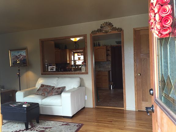3rd image of 2750 Knollwood Dr