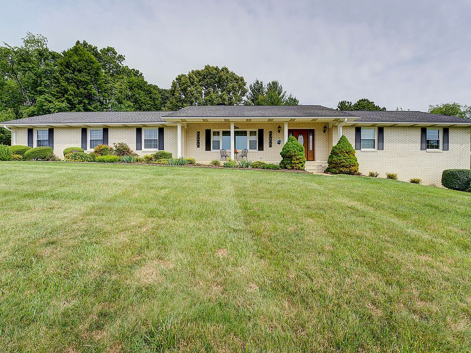 1st image of 113 Park Dr