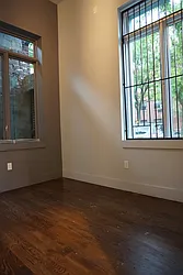 Rented by Rennit Inc.