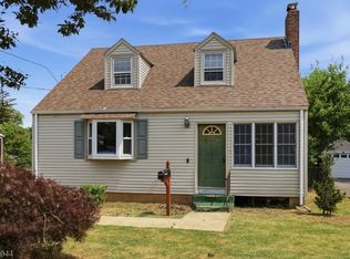 641 Greenbrook Rd, North Plainfield, NJ 07063