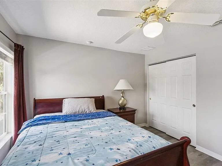 1002 Belvoir Dr — Photo 17