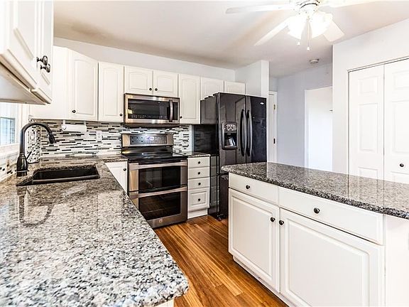5th image of 6068 Owlwood Dr
