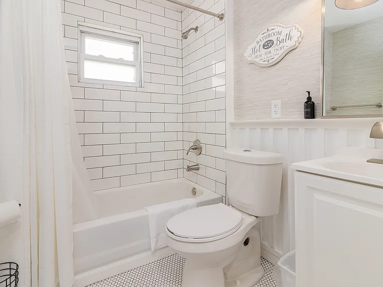 23368 Hoover Ave — Photo 14