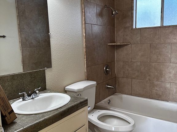 5th image of 1522 Robertson Blvd