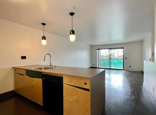 2521 E St #305, San Diego, CA 92102