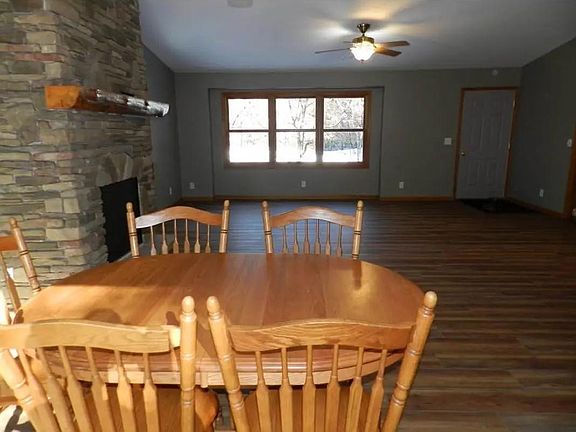 5th image of 9085 Rockwood Ct