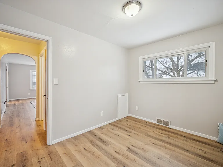 4438 Packard Rd — Photo 29