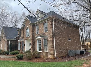 6091 Old Brickstore Rd, Greensboro, NC 27455