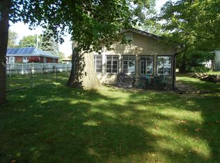 707 E Northshore Dr, Syracuse, IN 46567