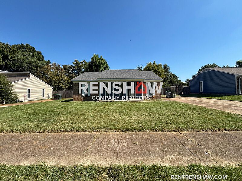 1st image of 3976 Twin Lakes Dr