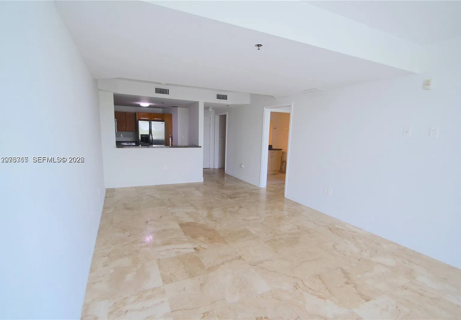 1 bed, 1387 sqft, $2,600 — Photo 3