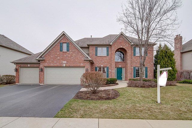 1st image of 662 Waterside Dr
