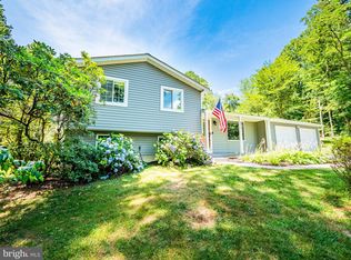 8977 Westchester Dr, Manassas, VA 20112