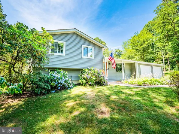 8977 Westchester Dr, Manassas, VA 20112