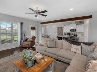 4979 Chapel Wood Dr, Iowa, LA 70647