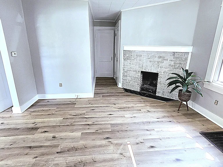 2744 Dwight Ave — Photo 10