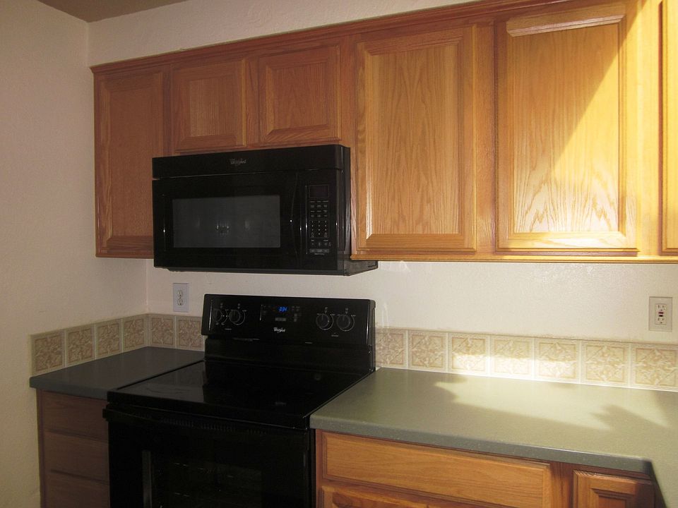 1st image of 4811 76th St NE APT 3