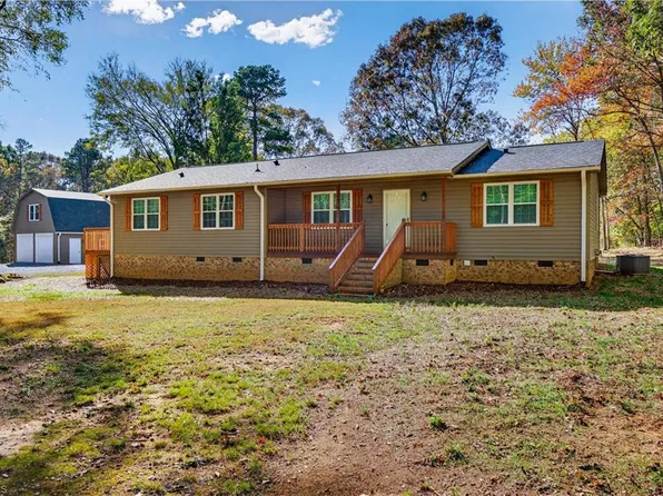 6718 Thurber Rd, Randleman, NC 27317