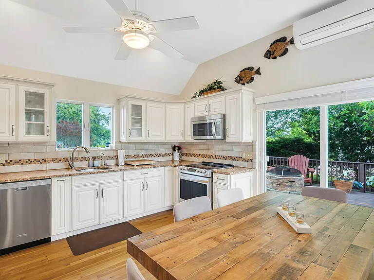 11 Georgia Pl — Photo 10