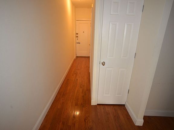 4th image of 43-15 44th St #D10