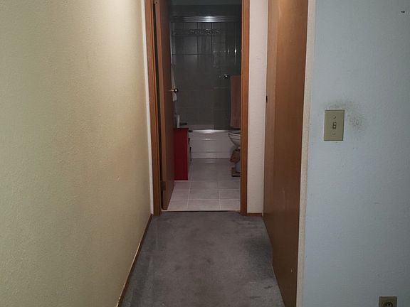 4th image of 17624 1st Ave S APT A304