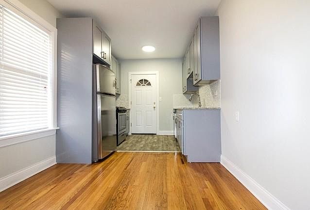 2nd image of 3054 N Kolmar Ave