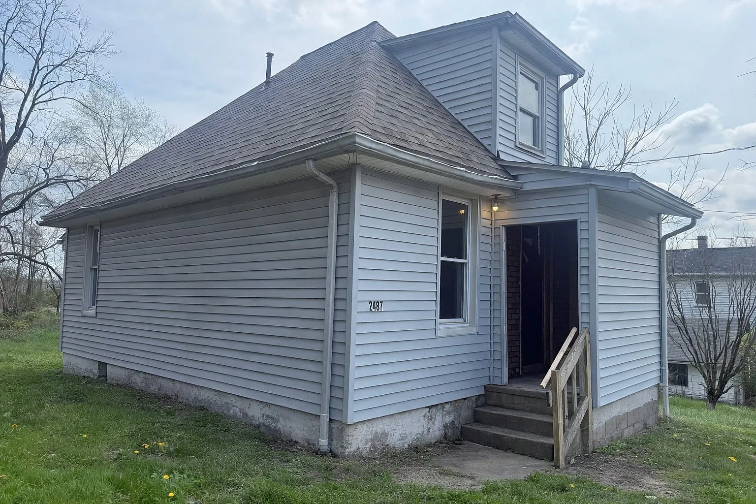2487 Walnut St — Photo 1