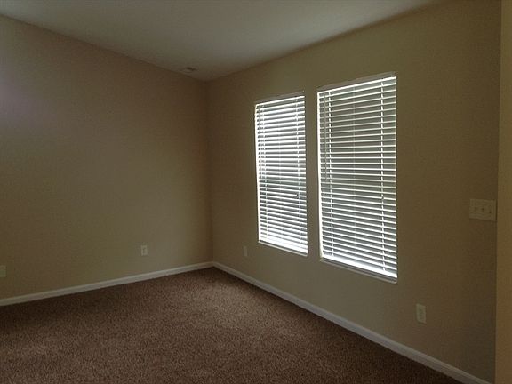 2nd image of 1370 Liveoak Ct