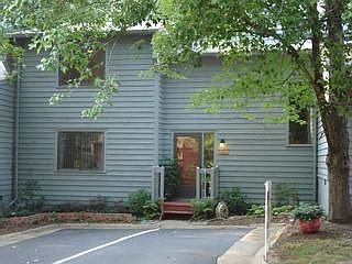 2nd image of 2303 Rocky Point Pkwy