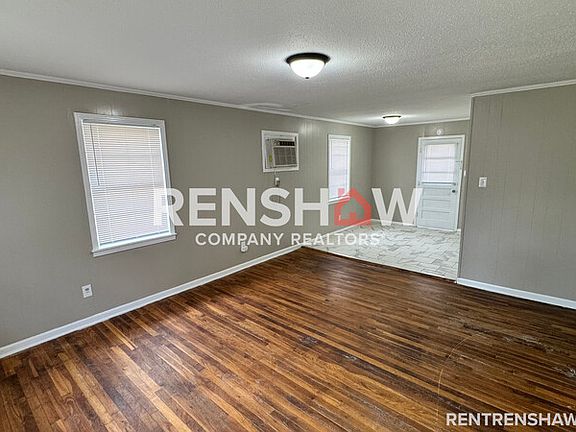 2nd image of 249 Navy Dr