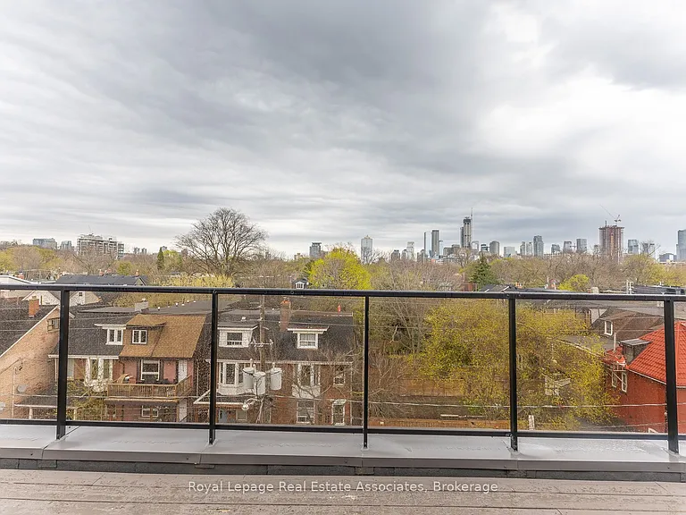 1000 Bathurst St #401 — Photo 29